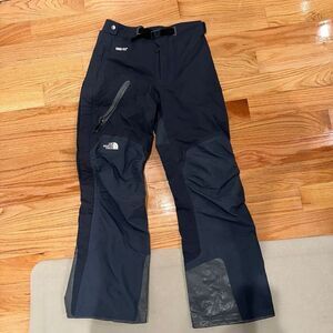 NWOT Women’s Medium The North Face Summit Series Goretex HyVent Waterproof Ski P